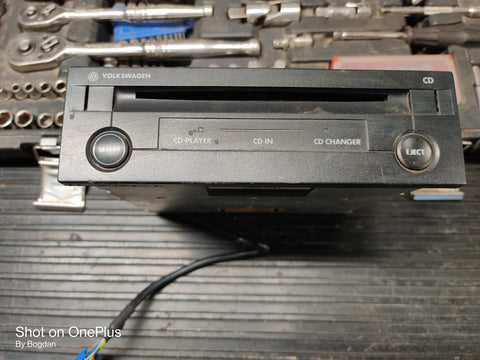Cd player original pentru Volkswagen Sharan Cd player original pentru Volkswagen Sharan