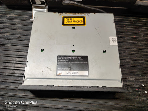 Cd player original pentru Volkswagen Sharan Cd player original pentru Volkswagen Sharan